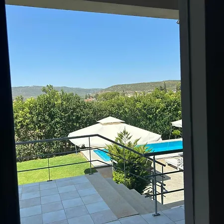 Villa Constangie Marathon  Exterior photo